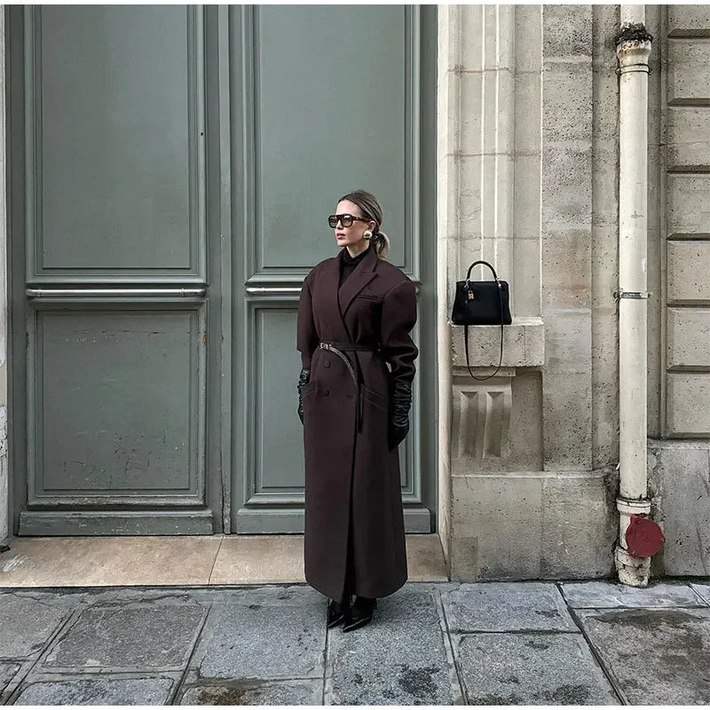 Venetia | Lång Kappa Dam – Tidlös Design och Lyxigt Material 5