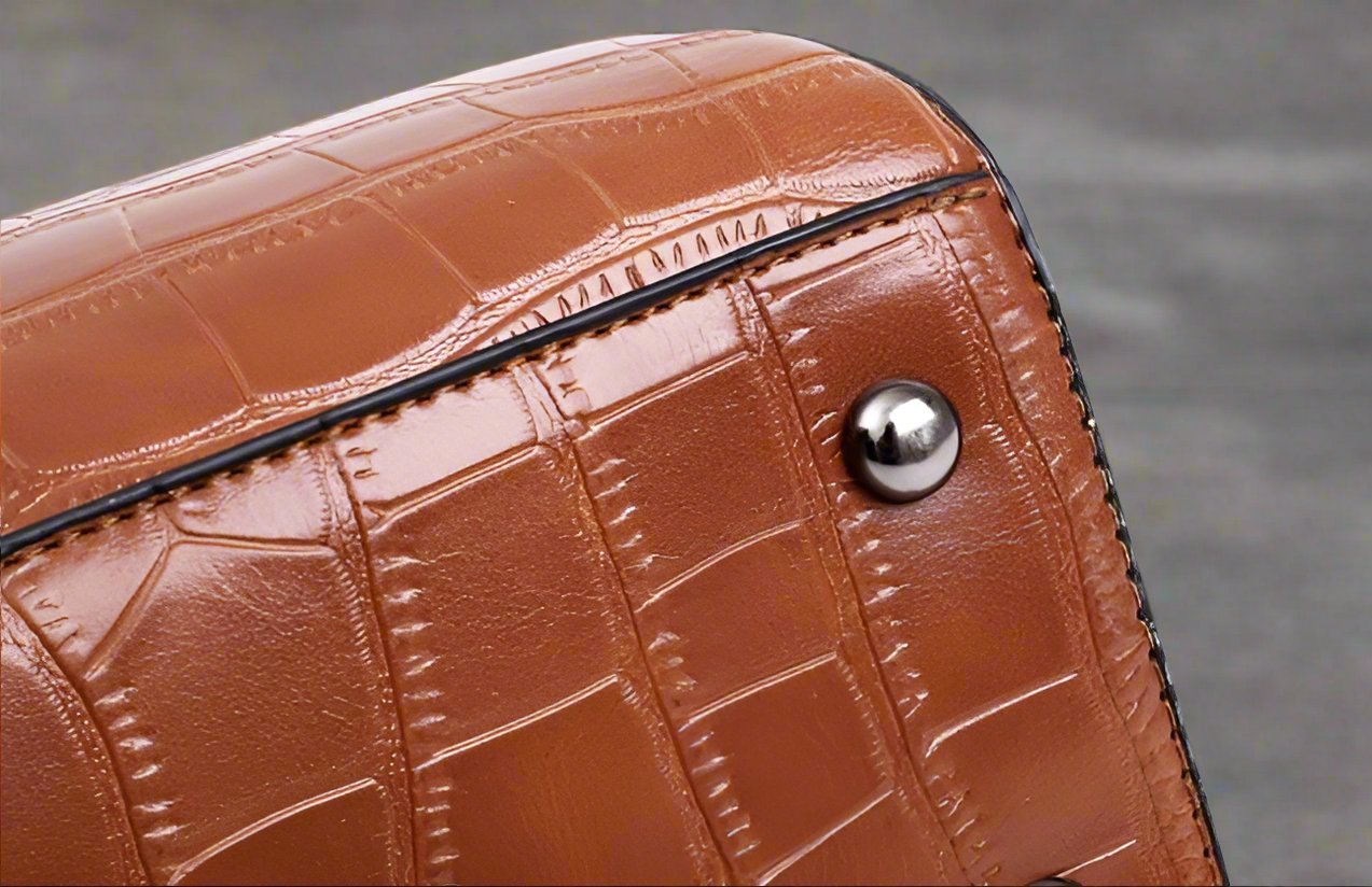 Dora | Handväska Dam – Svart Äkta Läder 4-i-1 Design för Stil och Funktion 6