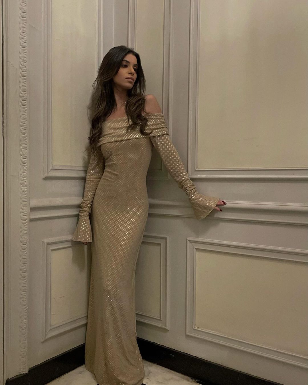 Ziraelle | Glamourös Off-Shoulder Skimmerklänning för Speciella Tillfällen 19