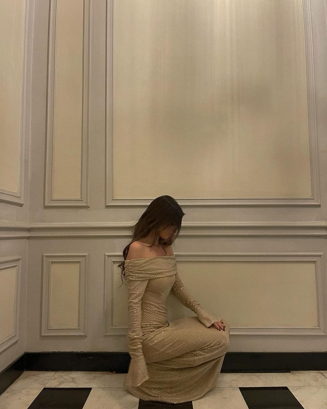 Ziraelle | Glamourös Off-Shoulder Skimmerklänning för Speciella Tillfällen 21