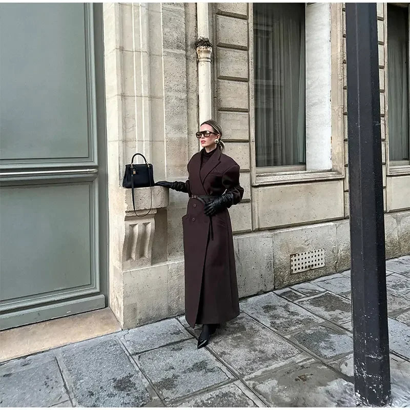 Venetia | Lång Kappa Dam – Tidlös Design och Lyxigt Material 11