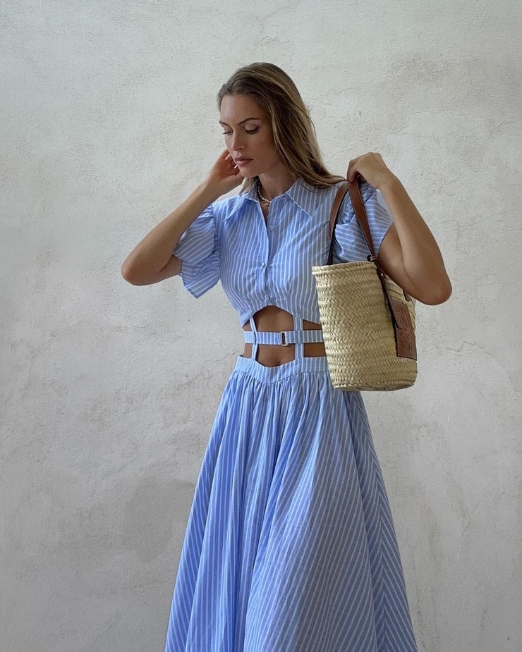 Alejandra | Tidlös Elegant Klänning – Mångsidiga Tillfällen 1