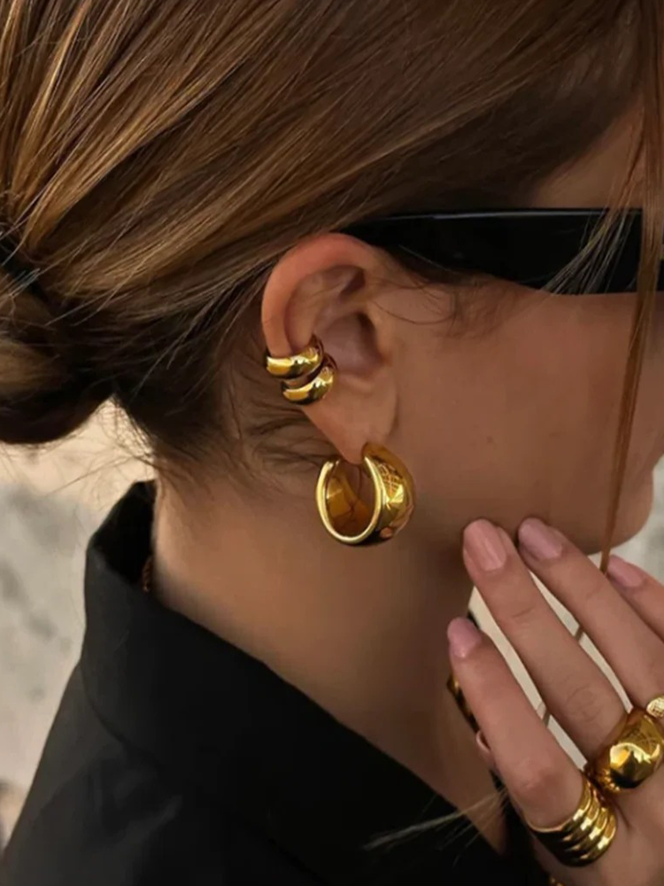 Yekaterina | Chunky Guldöronmanschett – Modern Elegans och Stil 2