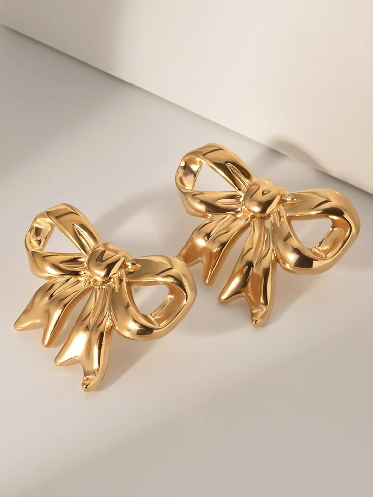 Yulia | Eleganta Guldörhängen – Lekfull Elegans 5