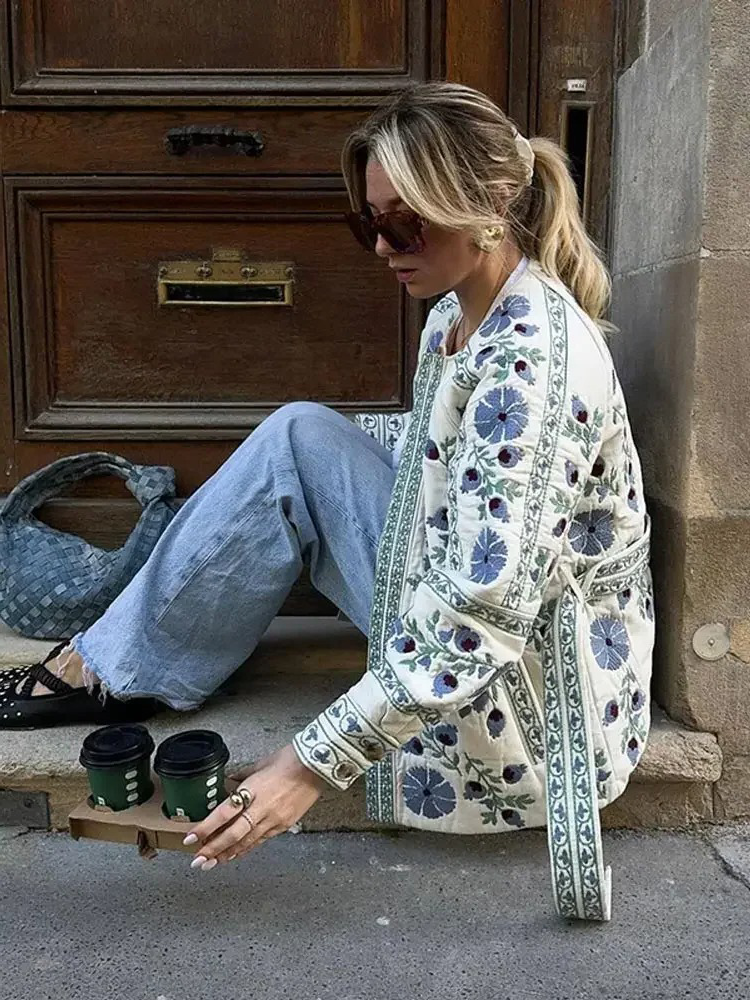 Unik | Quiltad Kappa – Bälte För Stil Och Värme 3