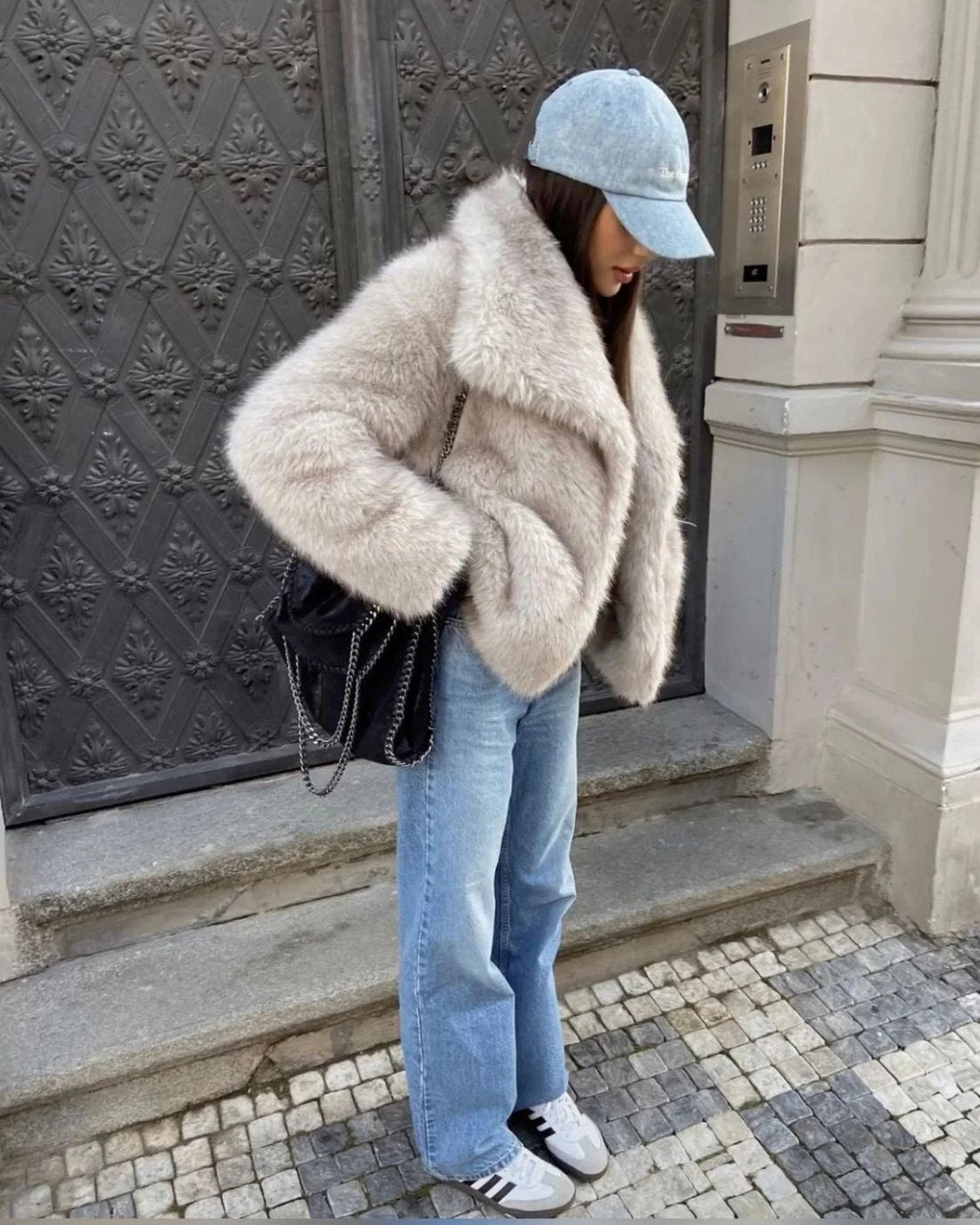 Valentina | Elegant Vinterjacka Dam – Plysch för Stil och Komfort 5