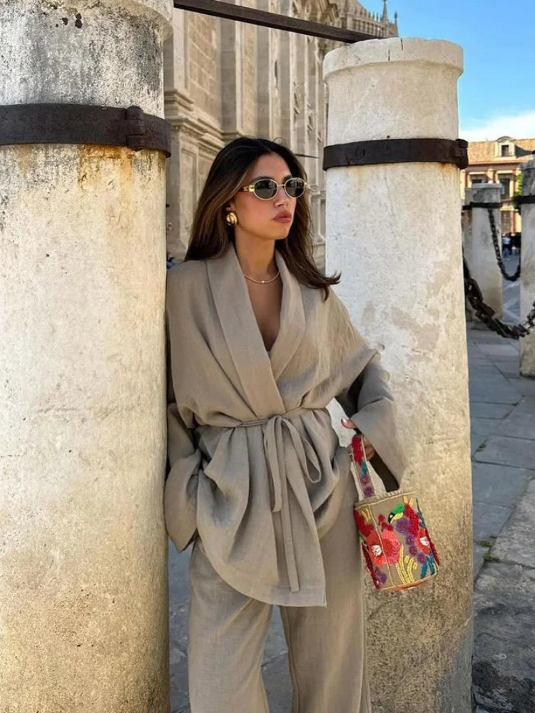 Yasmin | Lyxig Kimono och Byxor – Ultimat Komfort och Stil 1