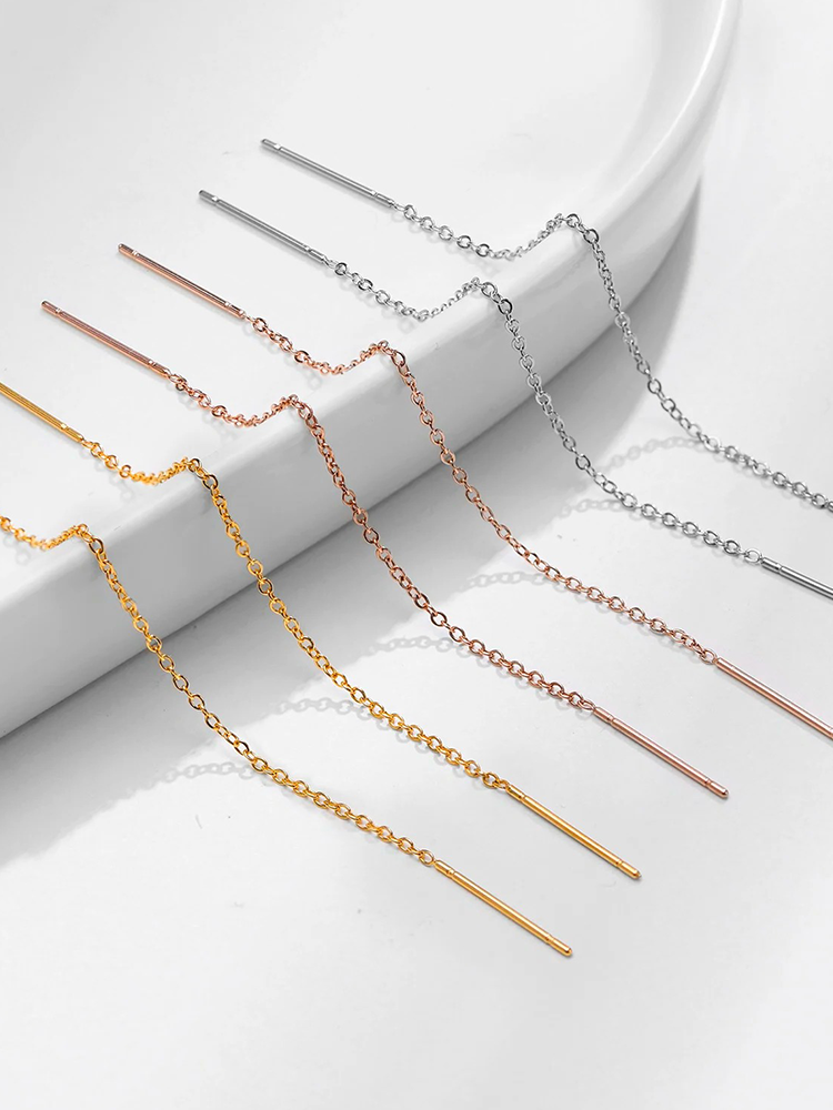 Yvonne | Eleganta Guldörhängen – Minimalistisk och Modern Stil 2