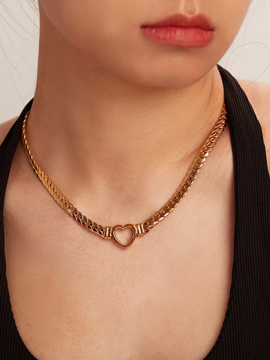 Yovana | Chunky Chain Heart Halsband – Guld med Modern Design 1