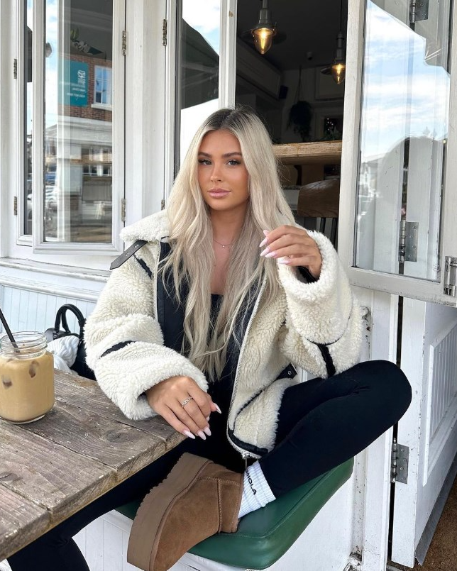 Taryn | Trendig Vinterjacka Dam – Mjuk Teddy för Värme och Stil 12