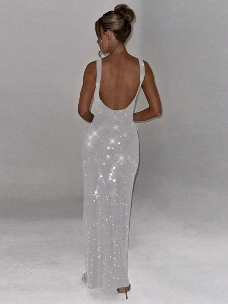 Rubin | Elegant Rygglös Kroppsklänning – Formpassad Silhuett För Kvällsevenemang 4