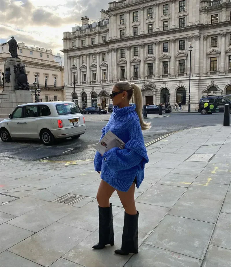 Lola | Oversized Sweaters