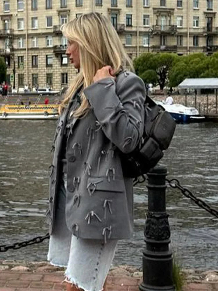 Zandra | Elegant Blazer Coat – Lekfull Bågdetalj För Alla Tillfällen 6