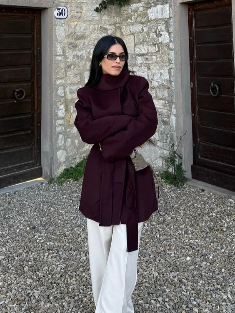 Adrian | Elegant Snörning – Premiumull för Stil och Värme 1