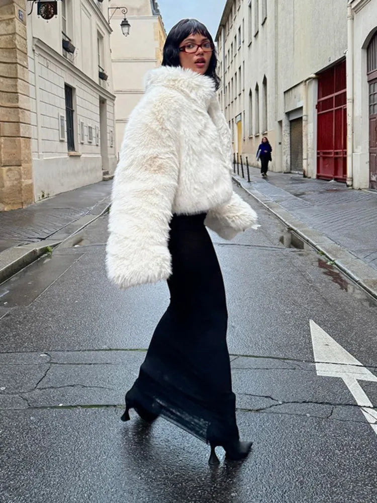 Dorothy | Färgpäls Med Stativkrage – Stilfull Vinterkomfort 4