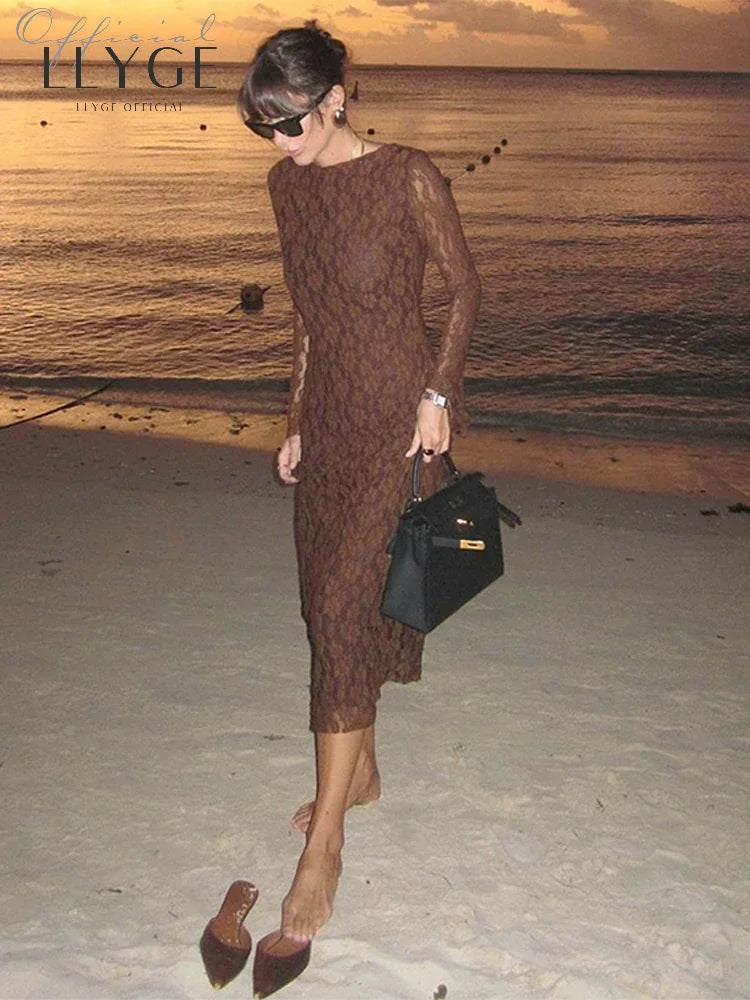 Sophia | Elegant Vit Spetsklänning – Perfekt För Varje Tillfälle 2