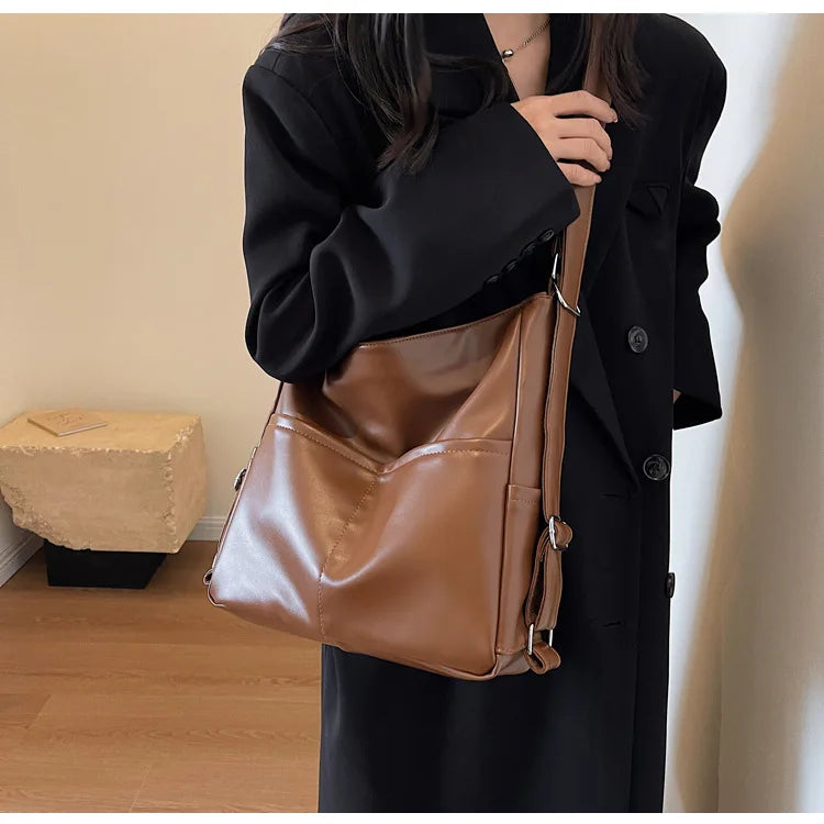 Karen | Konvertibel Axelväska Dam – Veganskt Läder med Justerbara Remmar 3