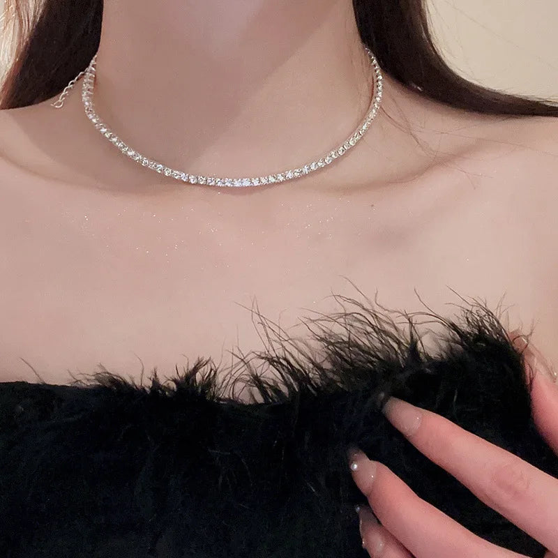 Bastienne | Glittrande Hjärtformad Choker Halsband – För Glamour 8