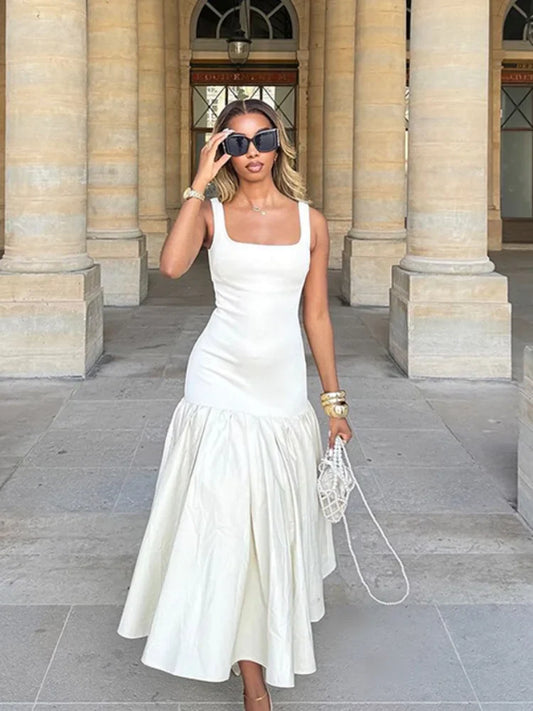 Tilda | Modern Sommarklänning – Veckad Lapptäcksdesign U-Ringning 1