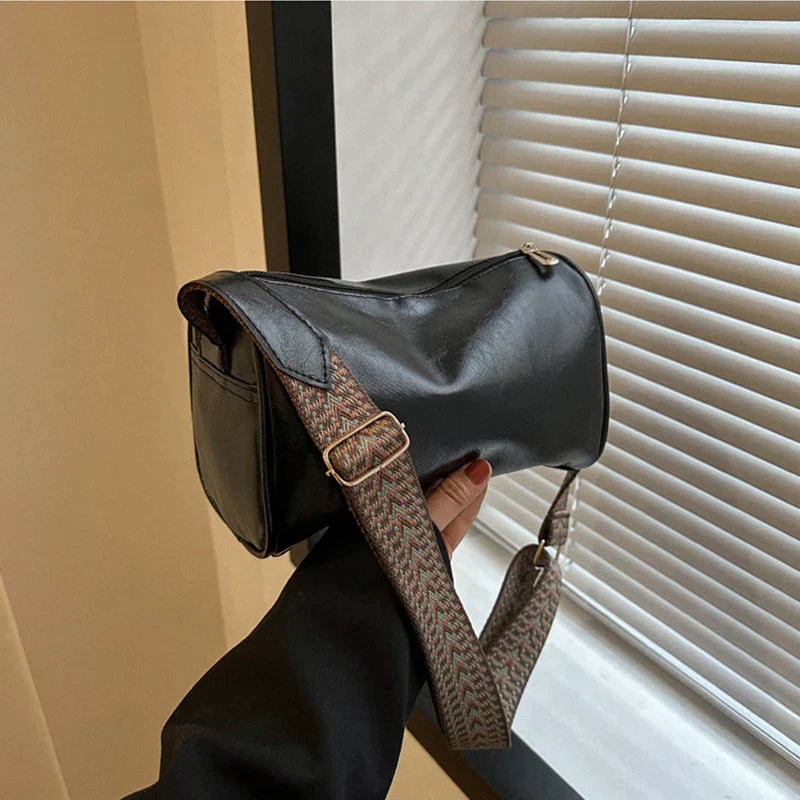 Sanne | Vintage Crossbody Väska – PU-Läder Med Tidlös Elegans och Justerbar Rem 7