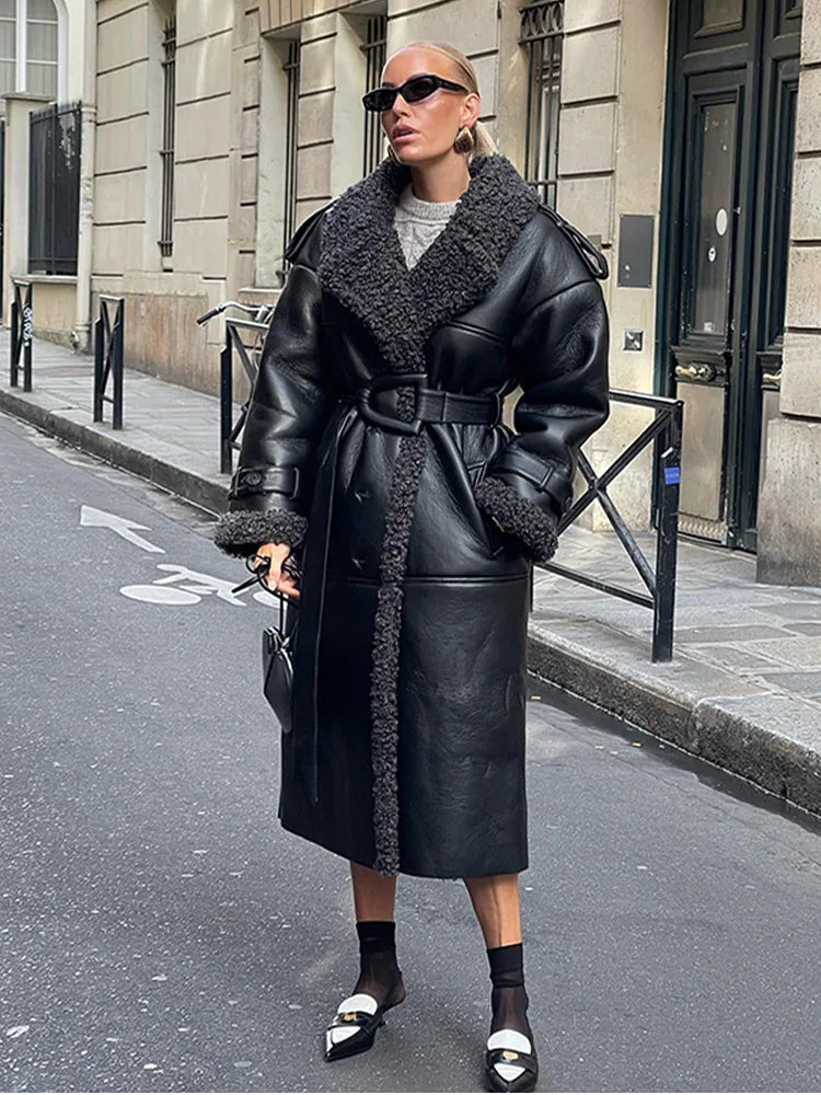 Camilla | Elegant Vinterrock Herr – Läder För Stil Och Värme 7