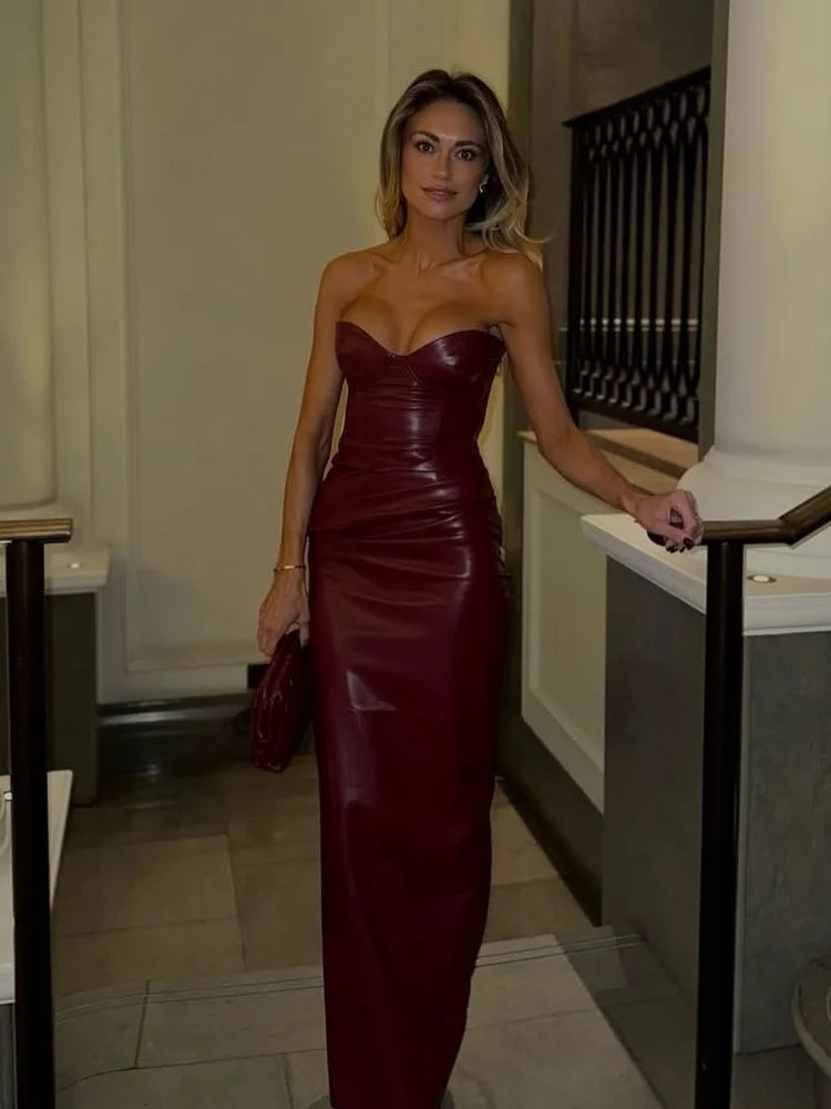 Gelsey | Elegant Ärmlös Klänning Dam – Läder För Tidlös Stil Och Självförtroende 3