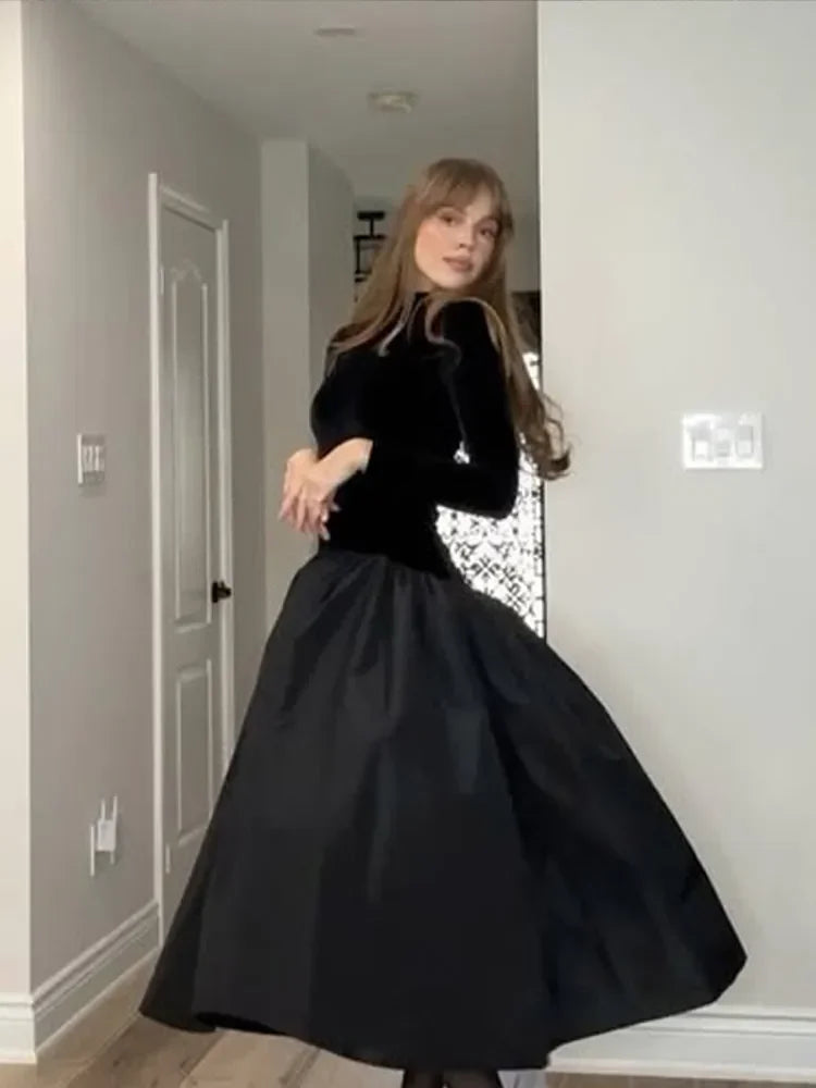 Keziah | Elegant Svart Maxiklänning Dam – Veckad Sammet för Formella Evenemang 4