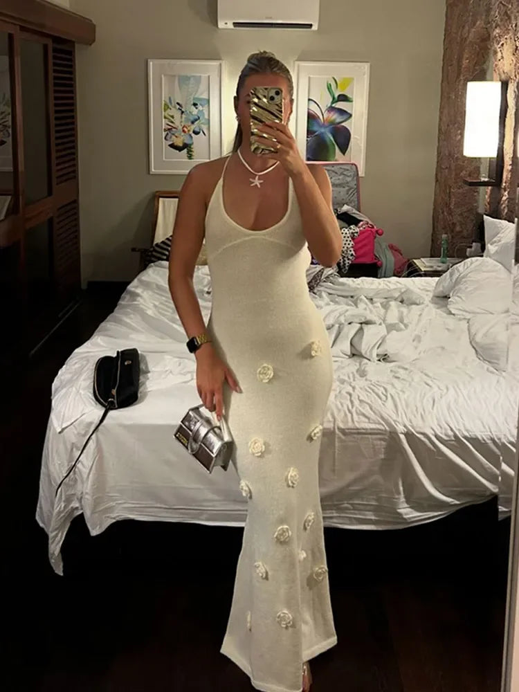 Xyla | Elegant Blomstickklänning – Justerbara Slingremmar För Varje Tillfälle 7