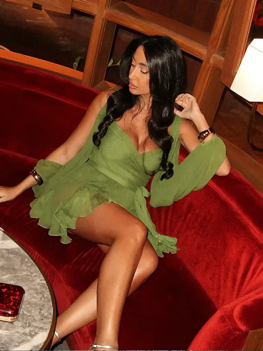 Sheena | Vintage Sommarklänning i Chiffong – V-ringning och Rufsade Detaljer 1