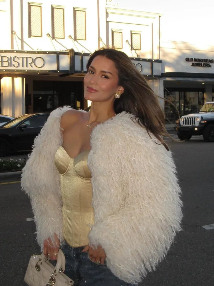 Blakely | Varm Koftajacka – Plyschig För Elegant Stil och Komfort 4