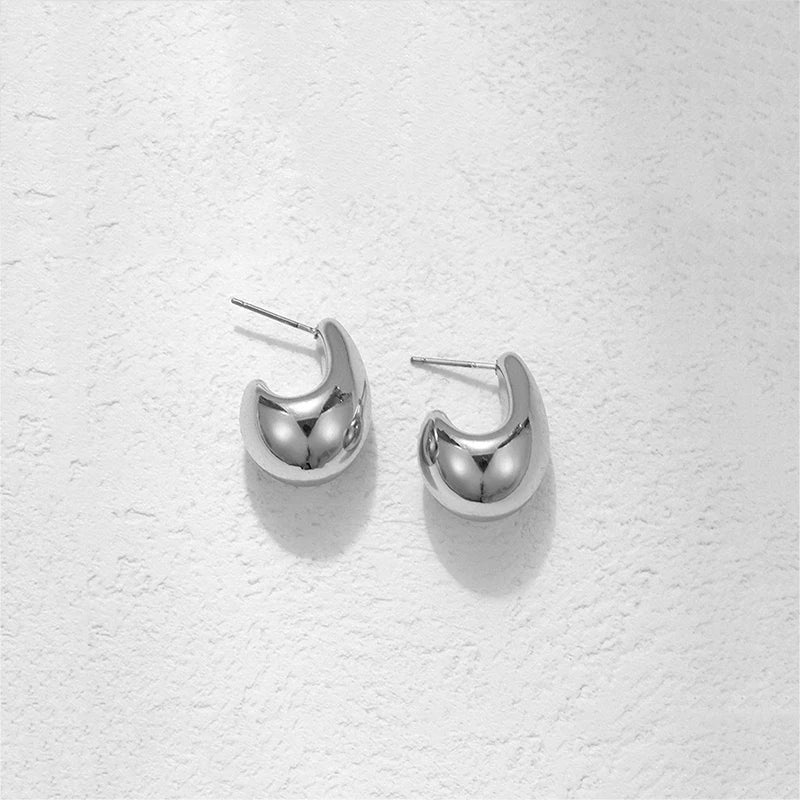 Bijou | Vintage Chunky Kupol Örhängen – Retro Charm för En Iögonfallande Look 16