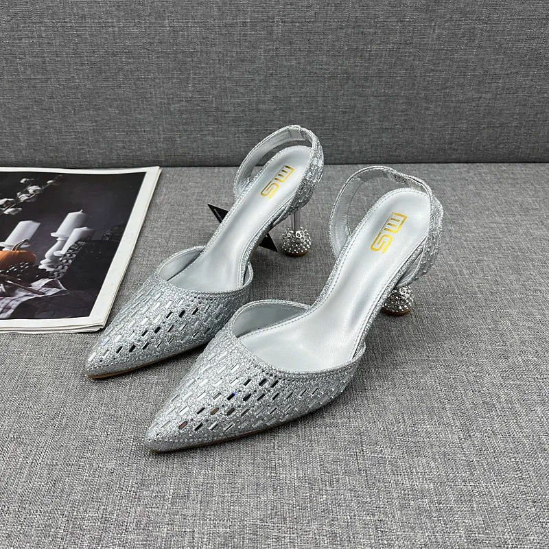 Meados | Klackskor Dam – Glittrande Kristaller För Eleganta Tillfällen 8