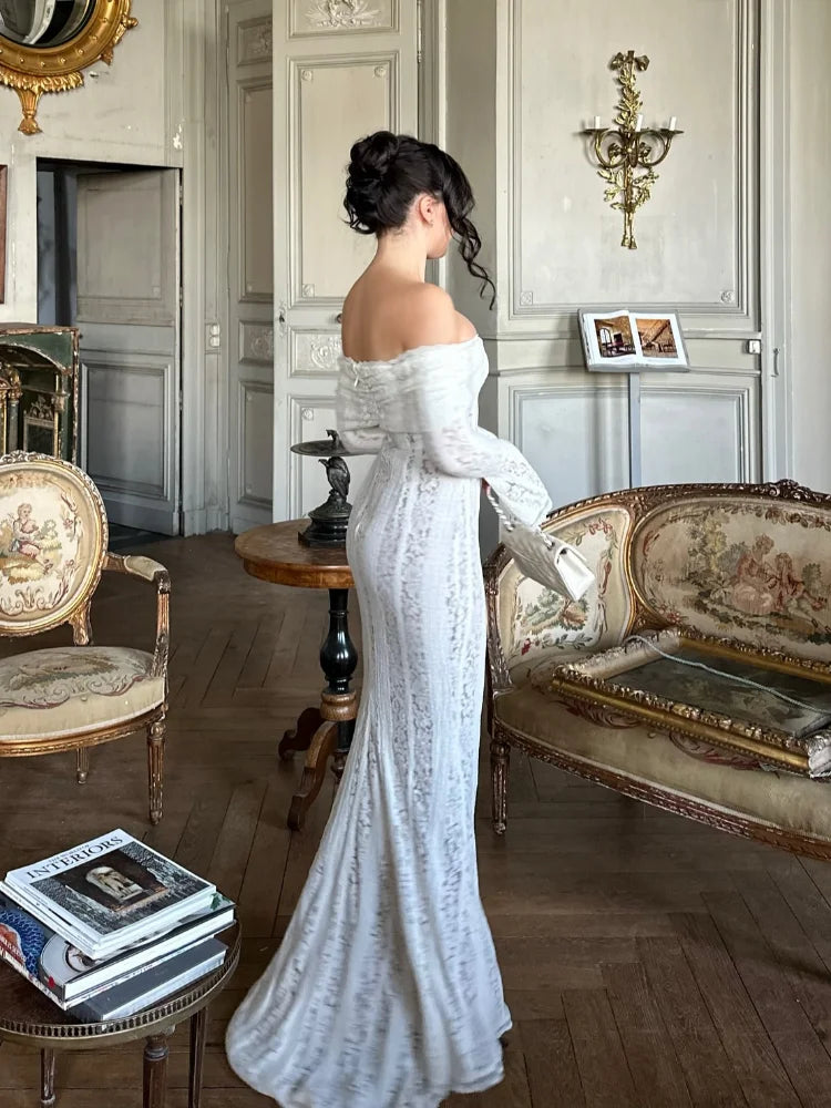 Vala | Sexig Klänning – Spetsdetaljer och Blossade Ärmar för Eleganta Tillfällen 4