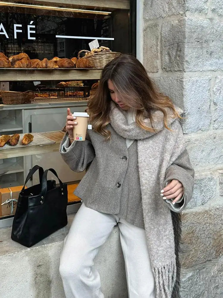 Amethyst | Elegant Långärmad Kappa med Fickor – Mysig Design 2