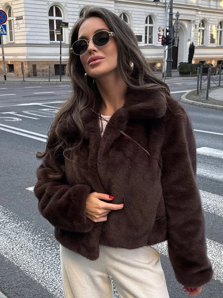 Brisa | Elegant Faux Pälsjacka – Vintermode För Värme Och Stil 4
