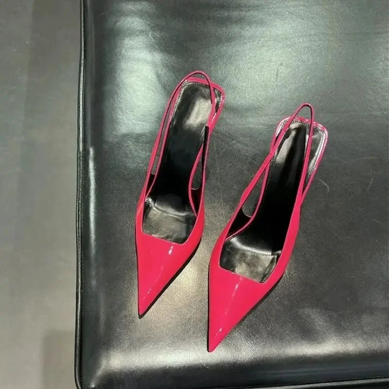 Melanie | Eleganta Höga Klackar – Spetsig Tå Patentläder För Stiliga Tillfällen 8