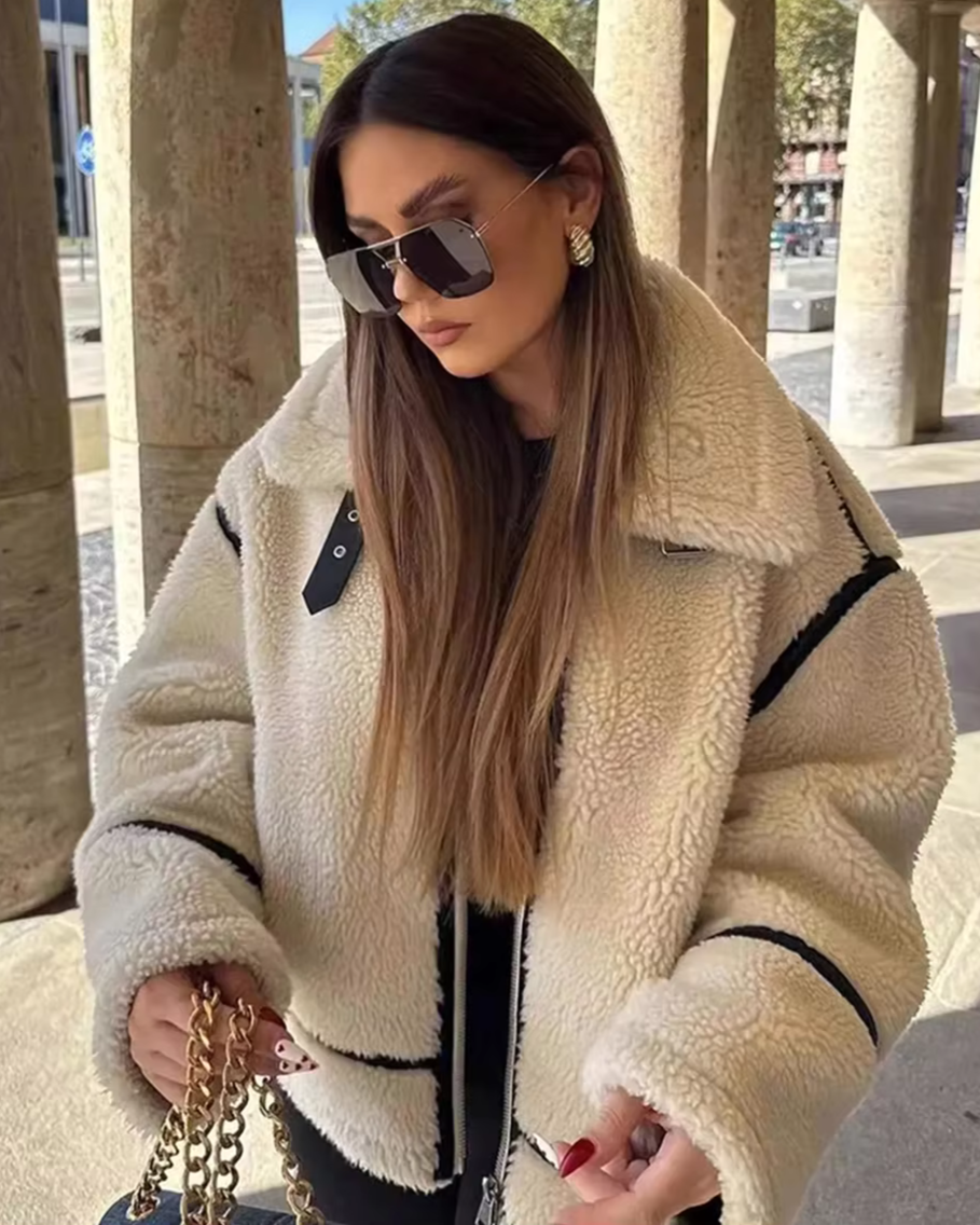 Taryn | Trendig Vinterjacka Dam – Mjuk Teddy för Värme och Stil 11