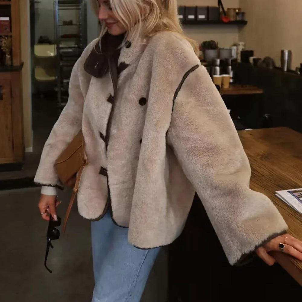 Edda | Minimalistisk Dam Vinterjacka – Stilren Lapptäckedesign 2