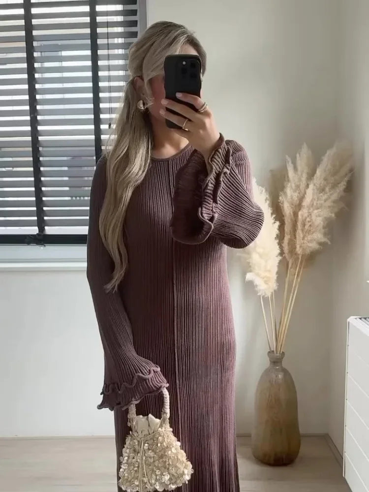 Freya | Elegant Rufflad Ribbstickad Maxiklänning Dam – Justerbar Snörning 6