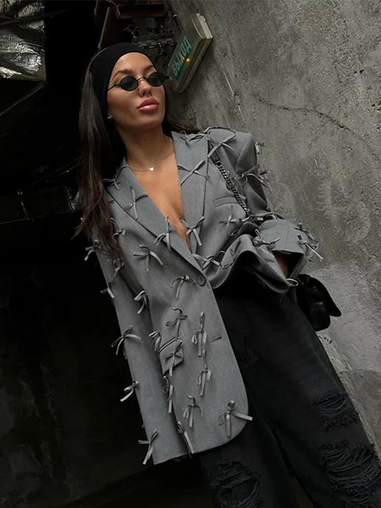 Zandra | Elegant Blazer Coat – Lekfull Bågdetalj För Alla Tillfällen 2