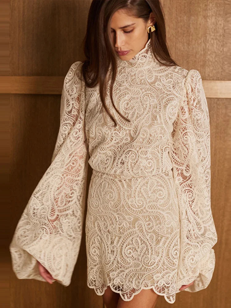 Xyliana | Elegant Spetsklänning med Lykta Ärmar – Vit För Formella Tillfällen 5