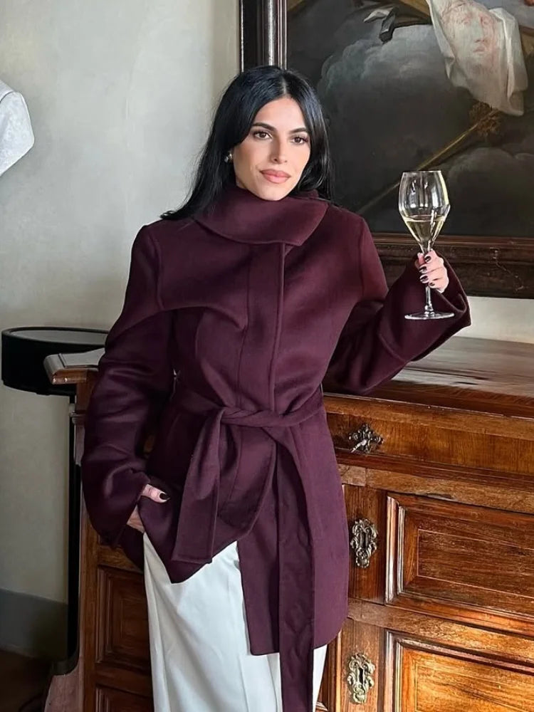 Adrian | Elegant Snörning – Premiumull för Stil och Värme 3