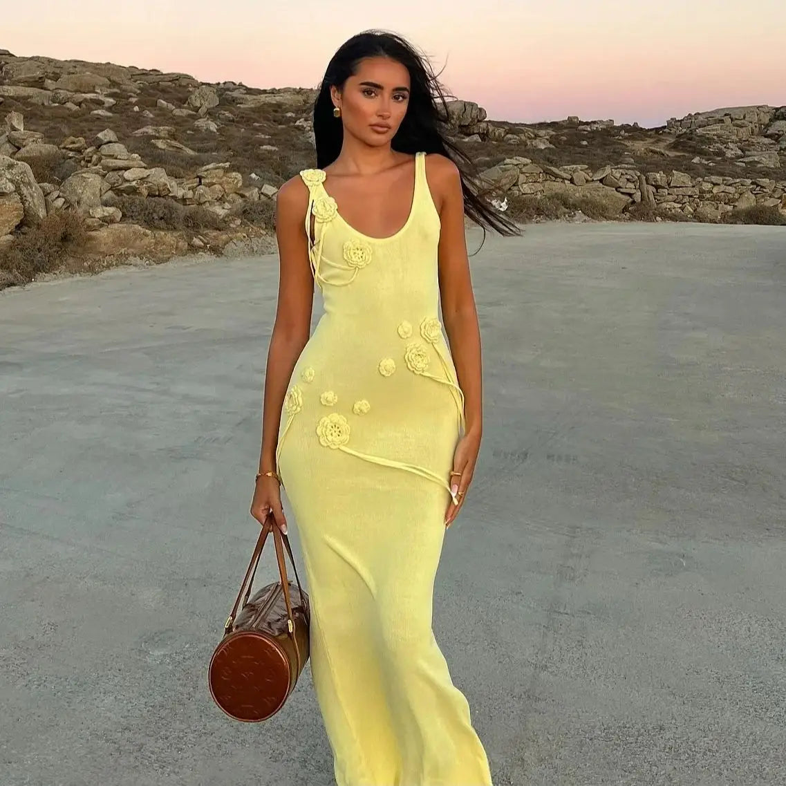 Jennifer | Elegant Gul Blommig Maxiklänning Dam – För Sommarens Alla Tillfällen 2