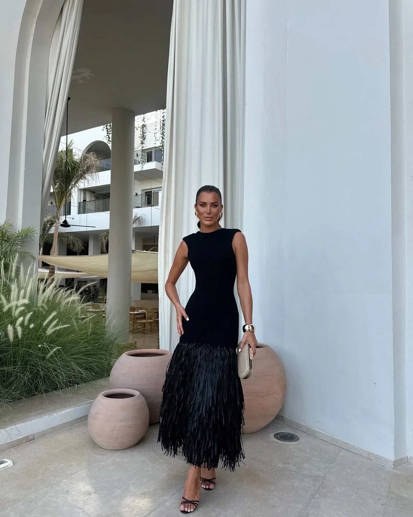 Gabriella | Chic Stickad Ärmlös Klänning Dam – Tofsdela 3