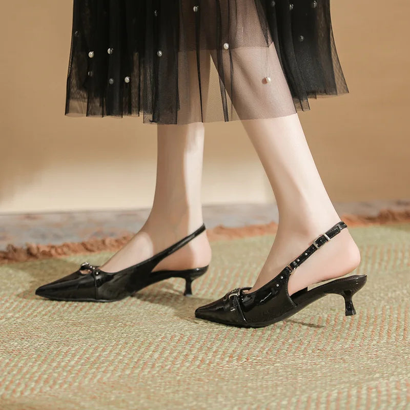 Dorothea | Eleganta Spetsiga Klackar – För Stil Och Komfort 3