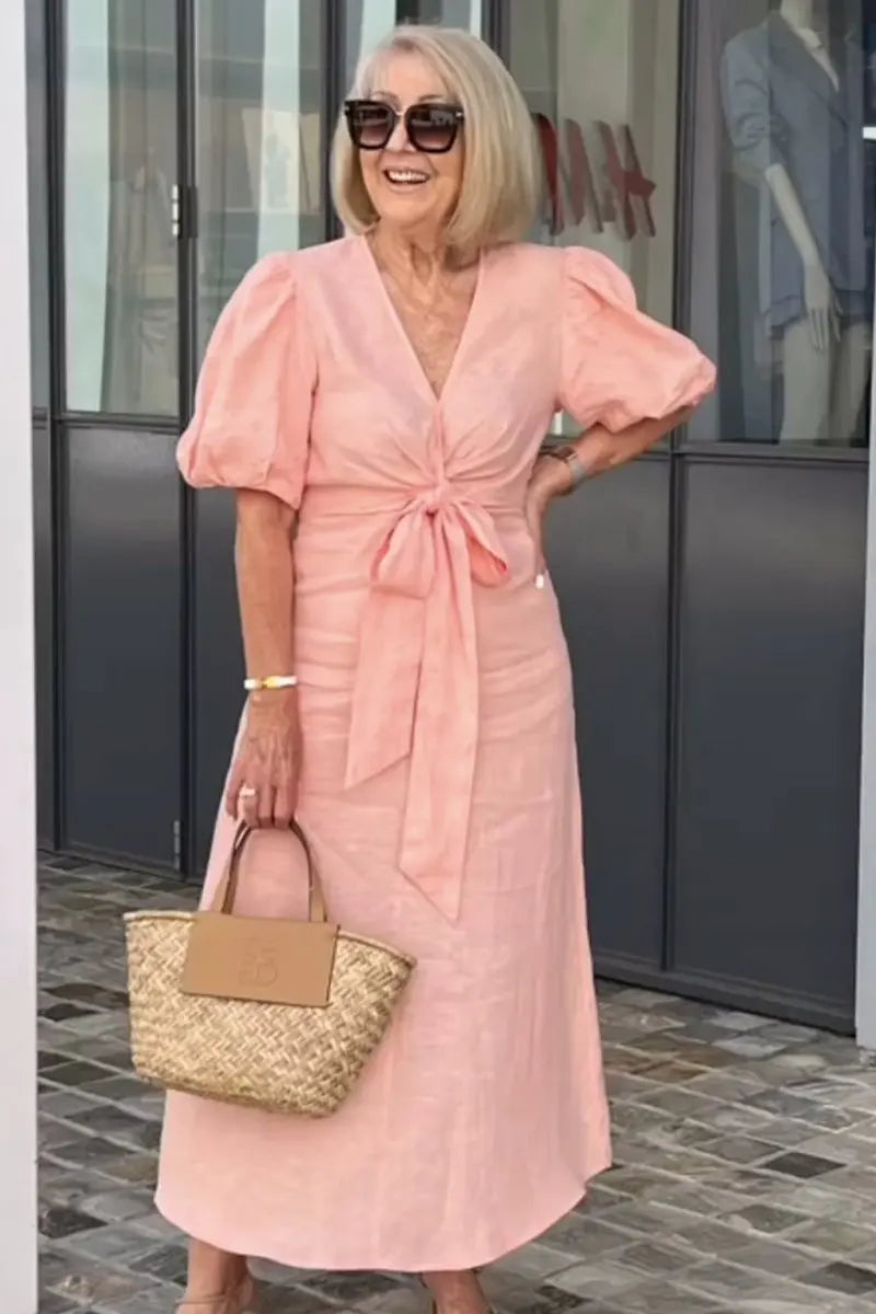 Esther | Vit Klänning Dam – V-Ringning Med Eleganta Spetsdetaljer 8