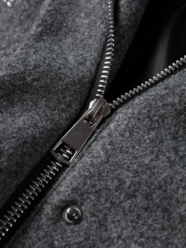 Gavrielle | Lyxig Kappa – Eleganta Pärldetaljer För Imponerande Look 5