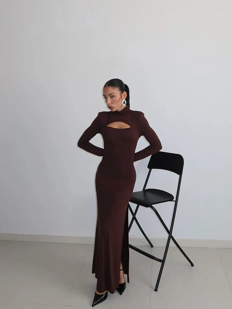 Gabrina | Elegant Svart Långärmad Klänning – Smickrande Design 3