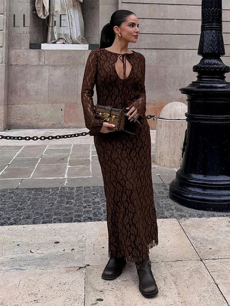 Sophia | Elegant Vit Spetsklänning – Perfekt För Varje Tillfälle 1