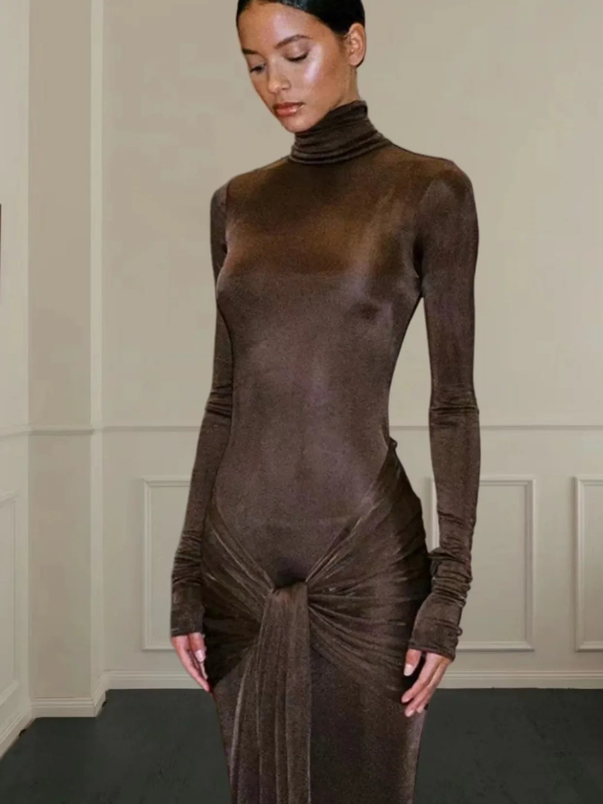 Toriana | Elegant Turtleneck Bodycon Midiklänning För Damer 1